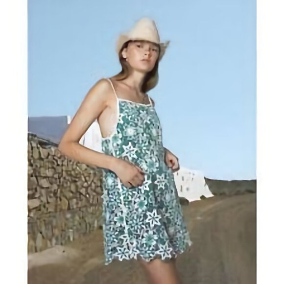 New ZARA Crochet Floral Green Mini Dress, size XS - Picture 6 of 16